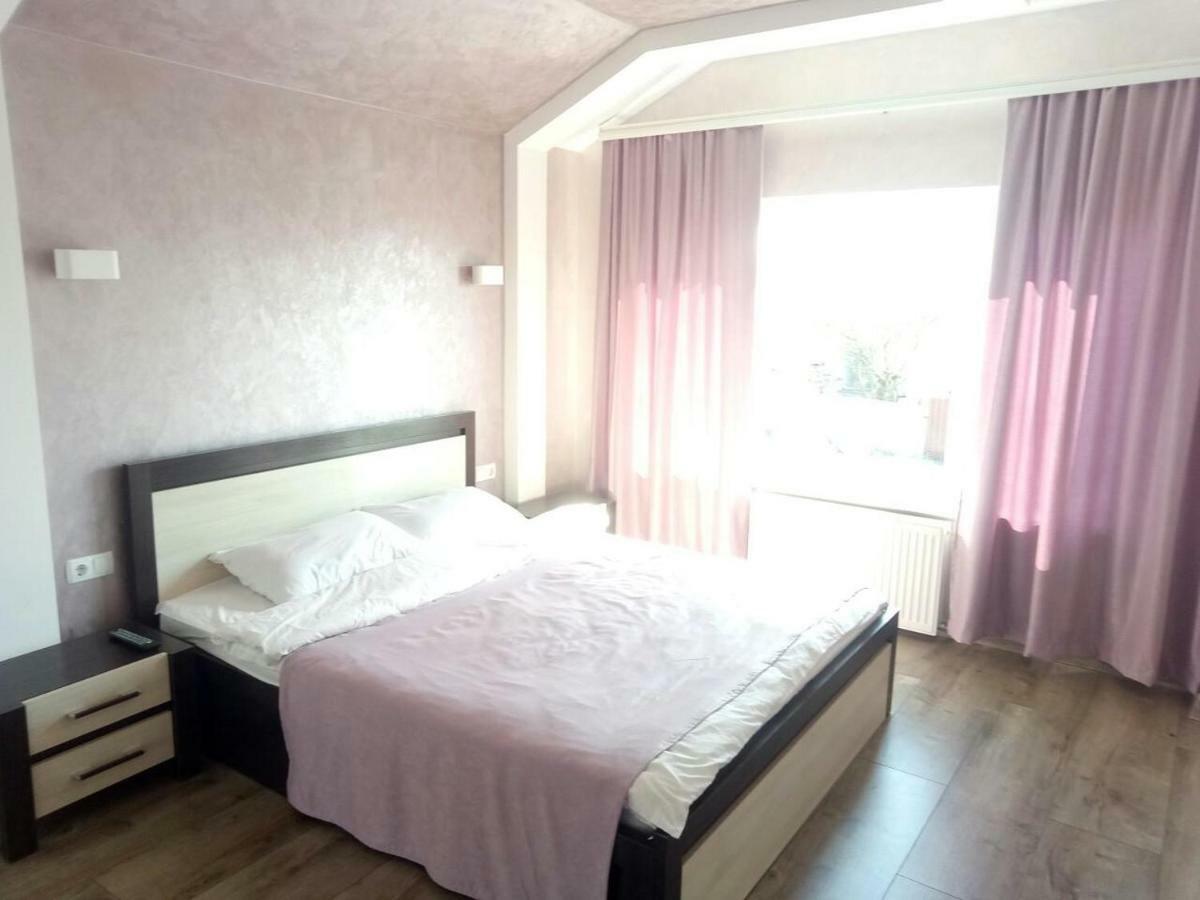 Vila Royal House Kamenec Podolský Exteriér fotografie